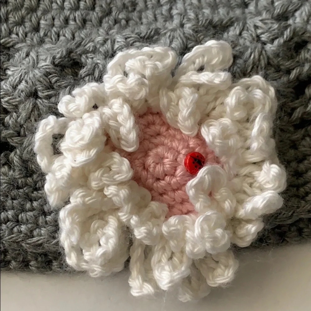 Bundle 3/ $25🍒 Handmade hat